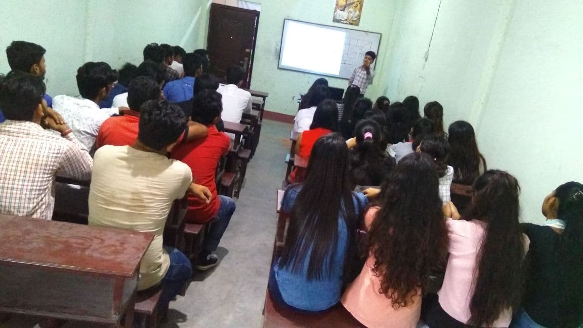 बिराटनगरको  इडुमार्कमा  सि-म्याट परिक्षा तयारी कक्षा सुरु