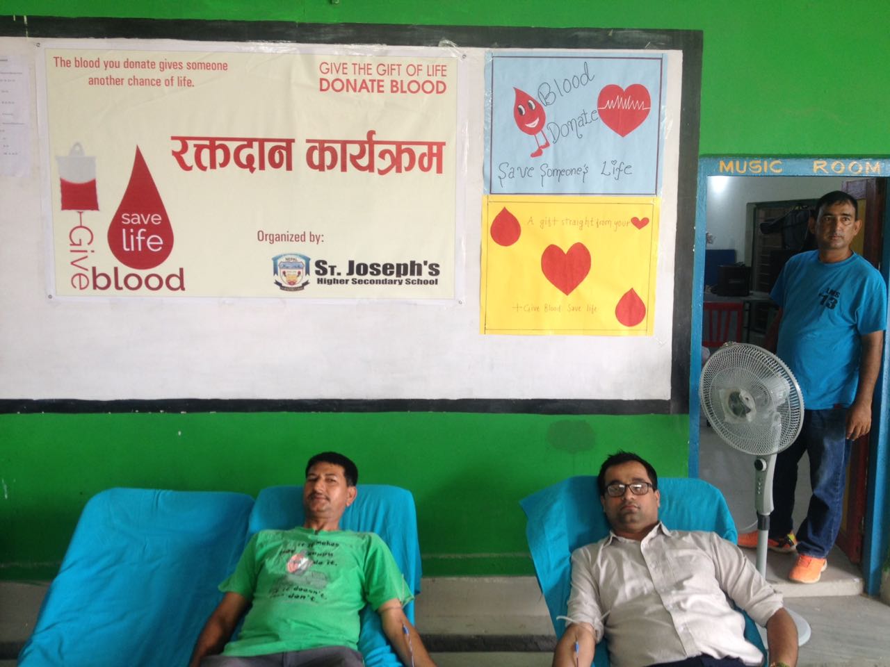 विश्व रक्तदान दिवसकाे अवसरमा विराटनगरकाे दुइ स्थानमा रक्तदान