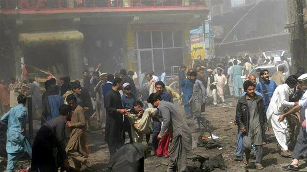 पाकिस्तानको एउटा मस्जिदमा भएको आक्रमणमा परी १२ जनाको मृत्यु
