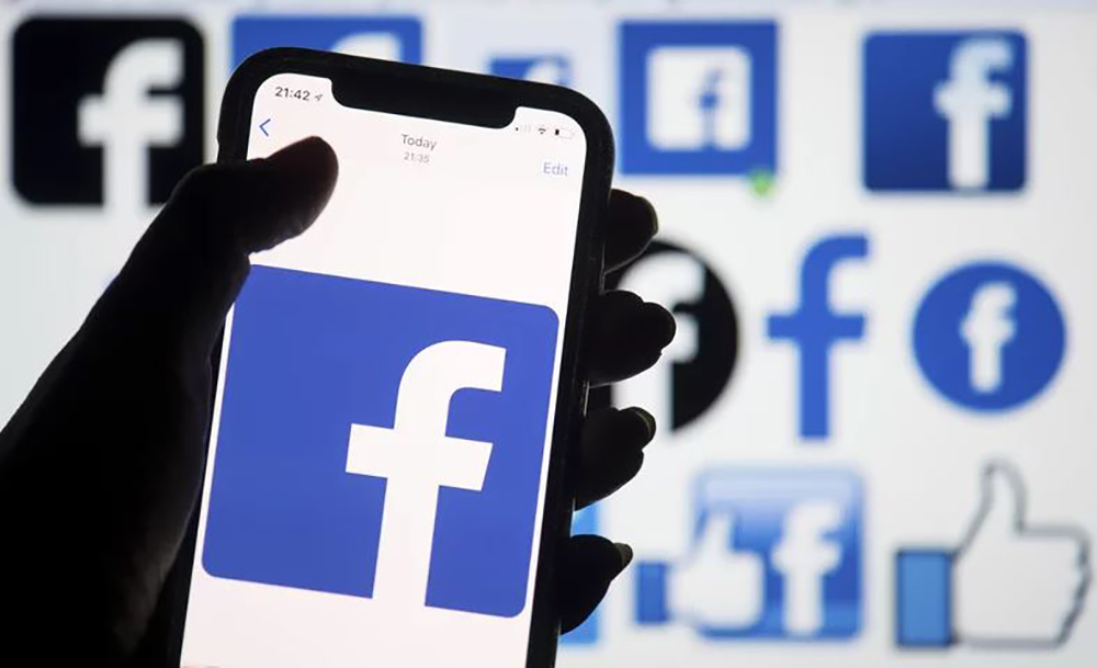 फेसबुकका कर्मचारीले चार तलाबाट हाम फालेर आत्महत्या गरे