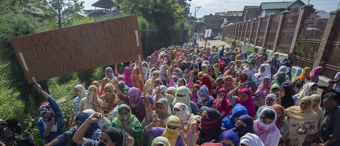 कश्मीर विवाद: धार्मिक प्रार्थनापछिको विरोध प्रदर्शनमा झडप