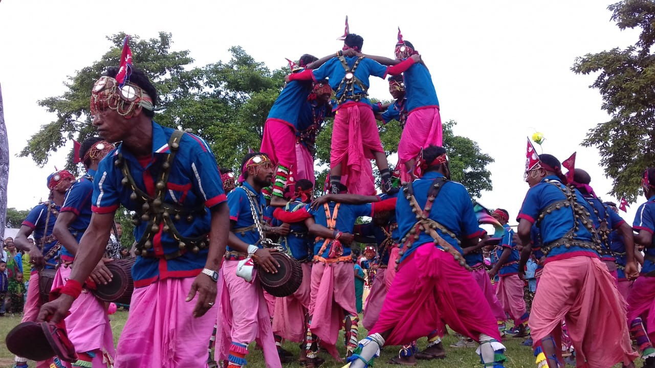 मोरङमा संस्थाल जातीको साँस्कृतिक नृत्यको रौनक ( फोटो फिचर)