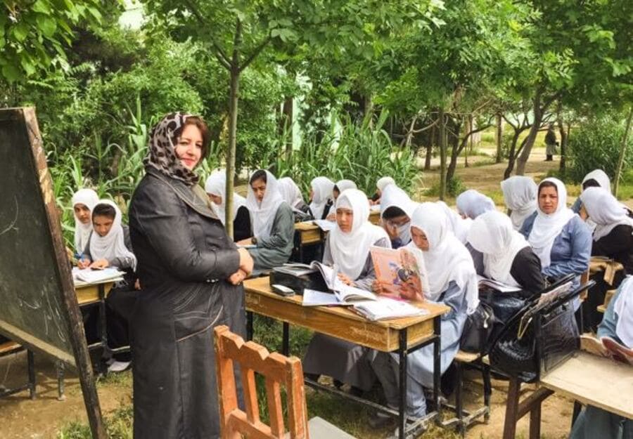 अफगानिस्तानका शिक्षिकाहरु आफ्नो भविष्यका बारेमा चिन्तित