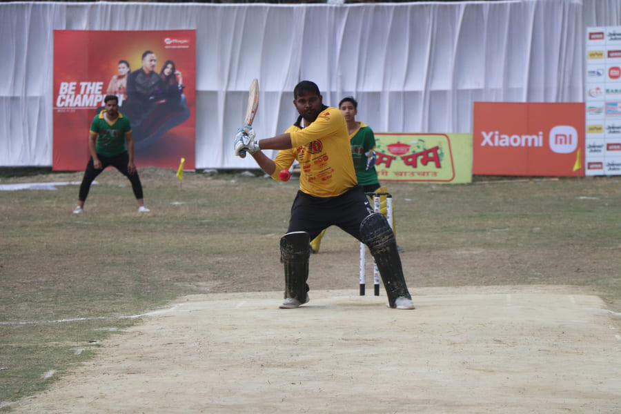 विराटनगरमा जारी एमपिएल क्रिकेट प्रतियोगिता प्रिमियर,हुलास र म्याजिक विजयी