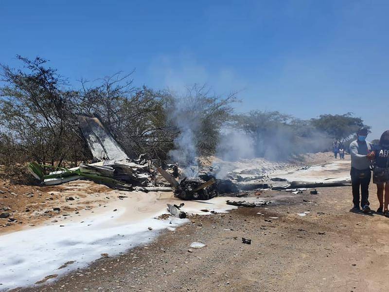 पेरुको नाज्का मरुभूमिमा विमान दुर्घटना हुँदा सात जनाको मृत्यु