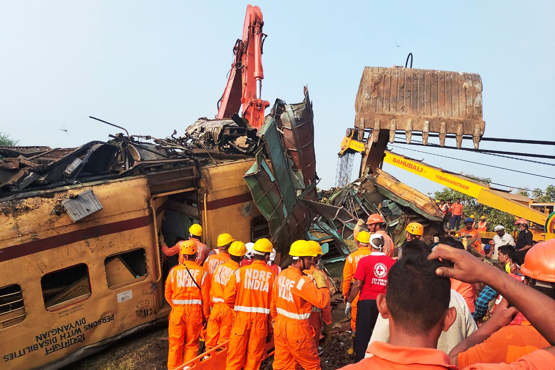 भारतमा रेल दुर्घटनामा मृत्यु हुनेको सङ्ख्या १३ पुग्यो