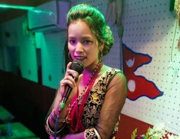 देउडा गायिका रोशनीको संघर्षको कथा