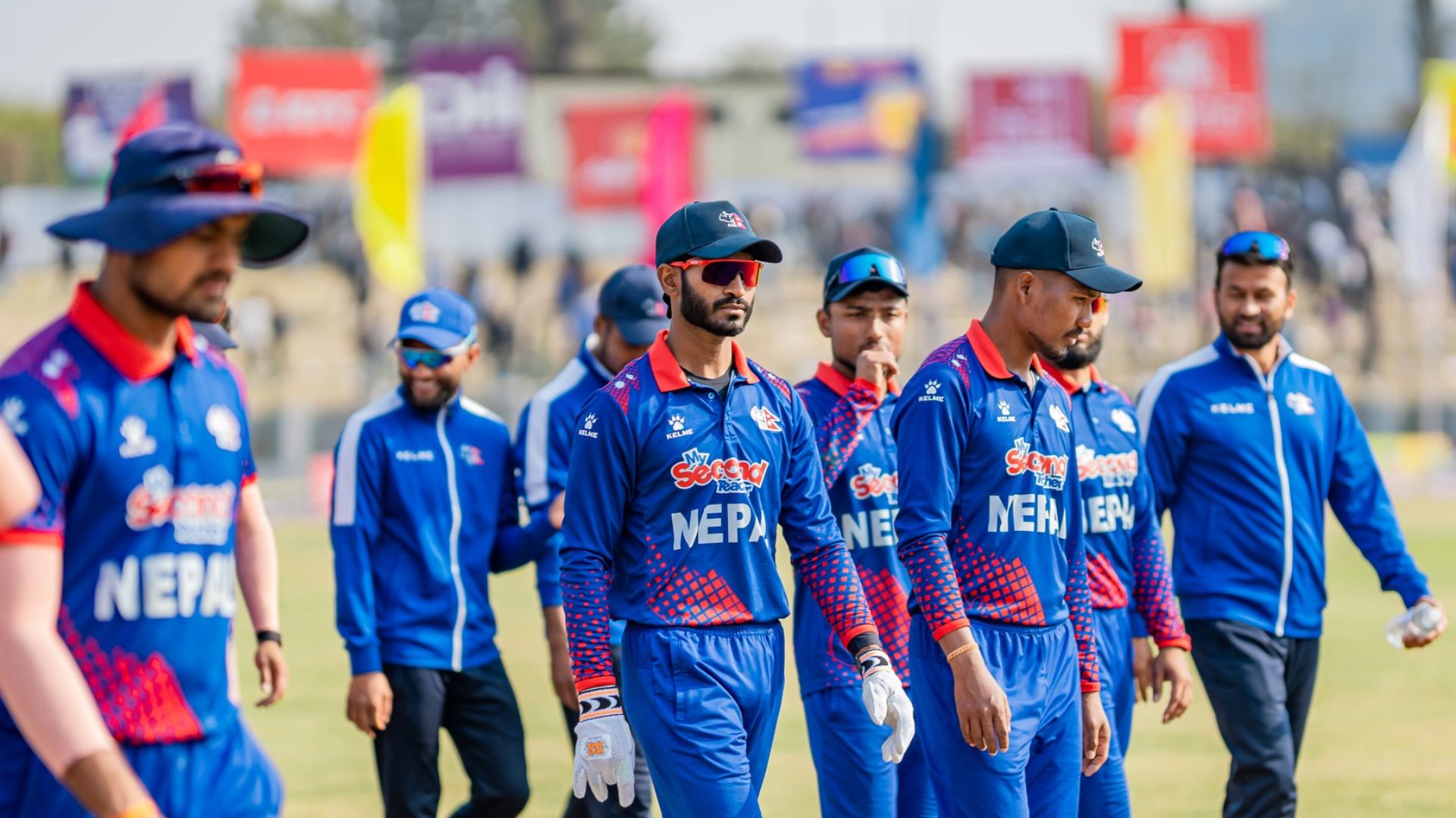 गुजरातलाई ८ रनले हराउँदै नेपाल फाइनलमा