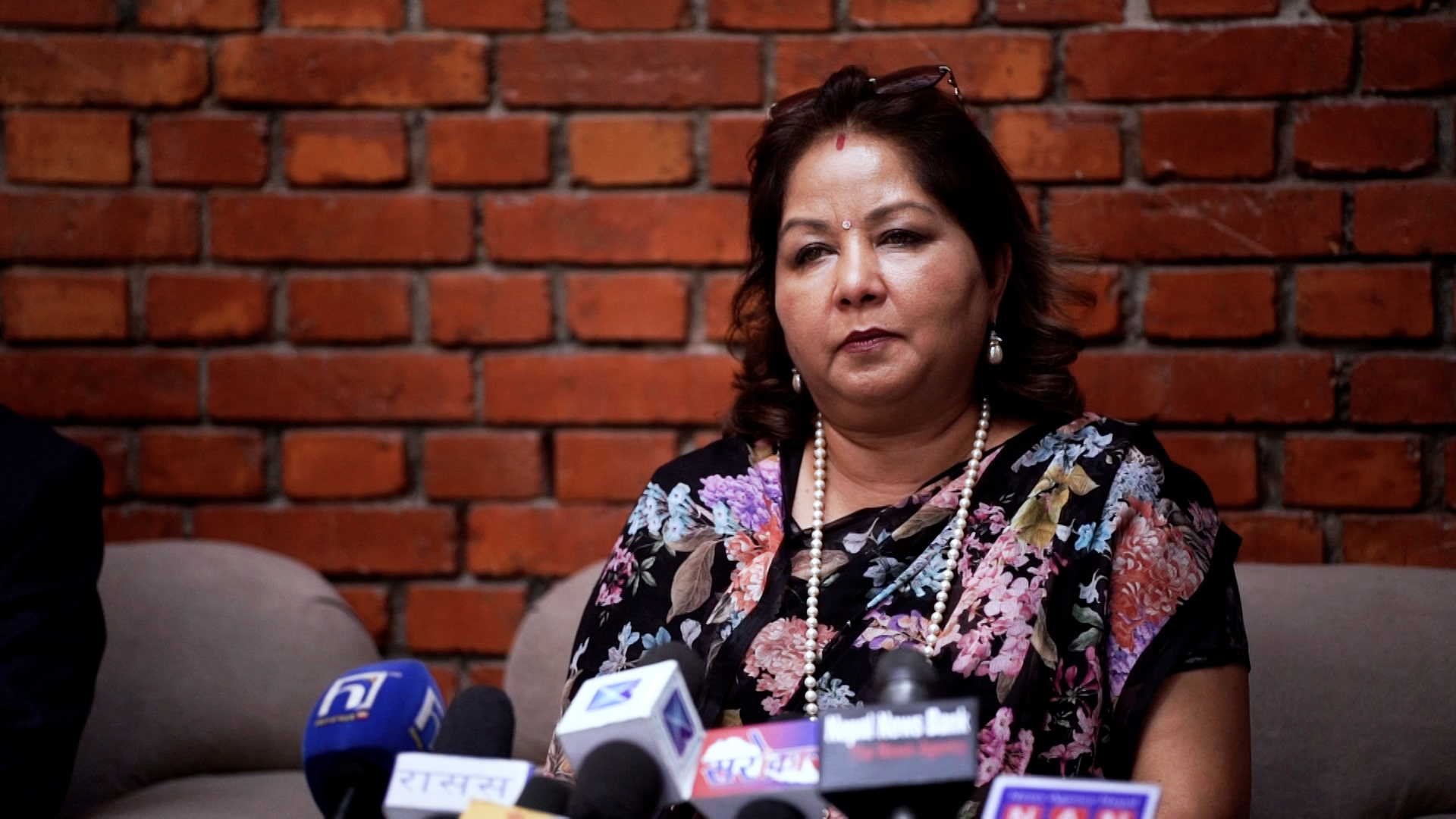 <span class='c1'>सरकार परिवर्तनको हल्लाले चकित</span> <span class='c2'>बनायो : मन्त्री डा.राणा</span>