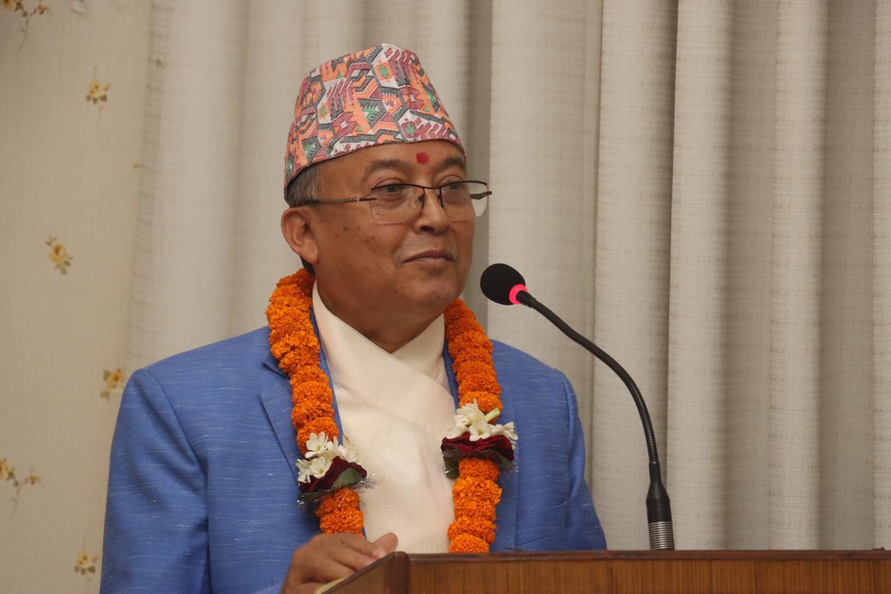 <span class='c1'>प्रमुख निर्वाचन आयुक्त</span> <span class='c2'>थपलिया आजबाट निवृत्त</span>