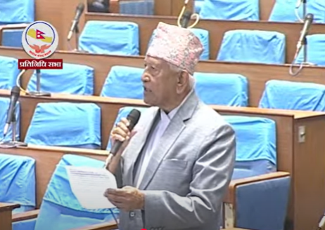 <span class='c1'>शिक्षक आन्दोलनप्रति सरकार ‘सुतुरमुर्ग’जस्तो</span> <span class='c2'>भयो : सांसद केसी</span>