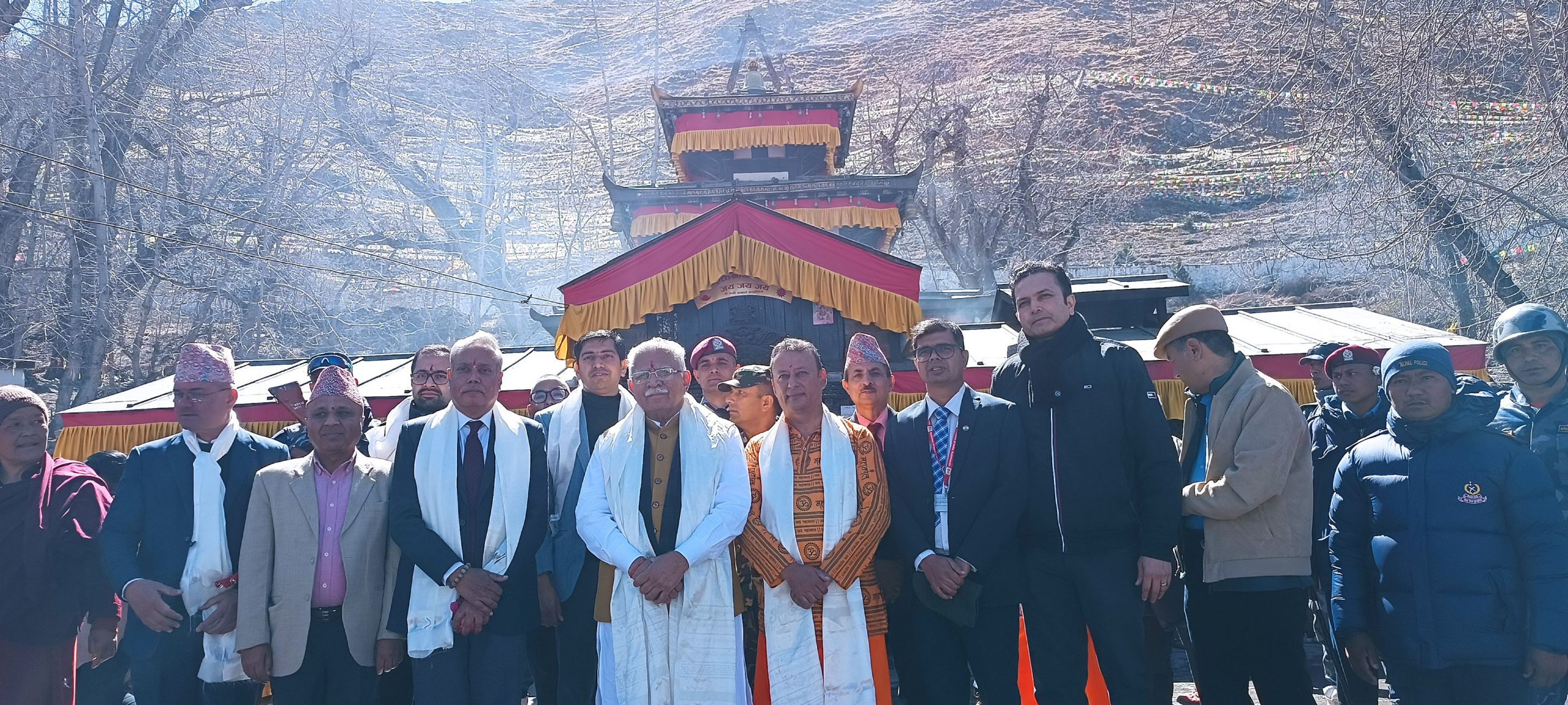 <span class='c1'>भारतीय विद्युत मन्त्रीद्वारा</span> <span class='c2'>मुक्तिनाथमा पूजार्चना</span>