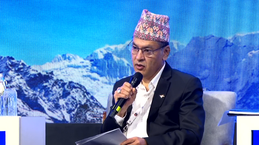 <span class='c1'>विद्युतीय सवारी साधनको प्रवद्र्धनमा छौं</span> <span class='c2'>: कार्यकारी निर्देशक शाक्य</span>