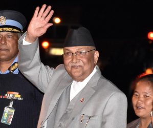 <span class='c1'>जेलदेखि सत्तासम्म : केपी शर्मा</span> <span class='c2'>ओलीको संघर्ष र उदय</span>