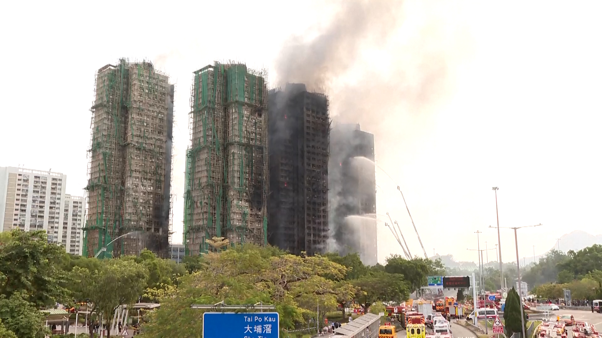<span class='c1'>हङकङको आवासीय भवनमा भीषण आगलागी</span> <span class='c2'>:आगो नियन्त्रणको प्रयास जारी</span>