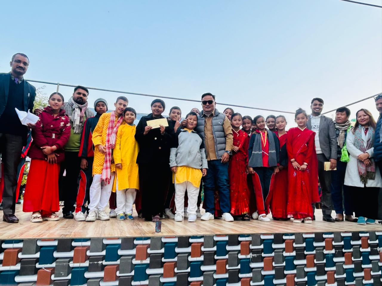 <span class='c1'>विराटनगरको मोडर्न एरा स्कुलमा-मोडर्न एरा म्युजिकल</span> <span class='c2'>कन्सर्ट तथा अन्तर–कक्षा नृत्य प्रतियोगिता</span>