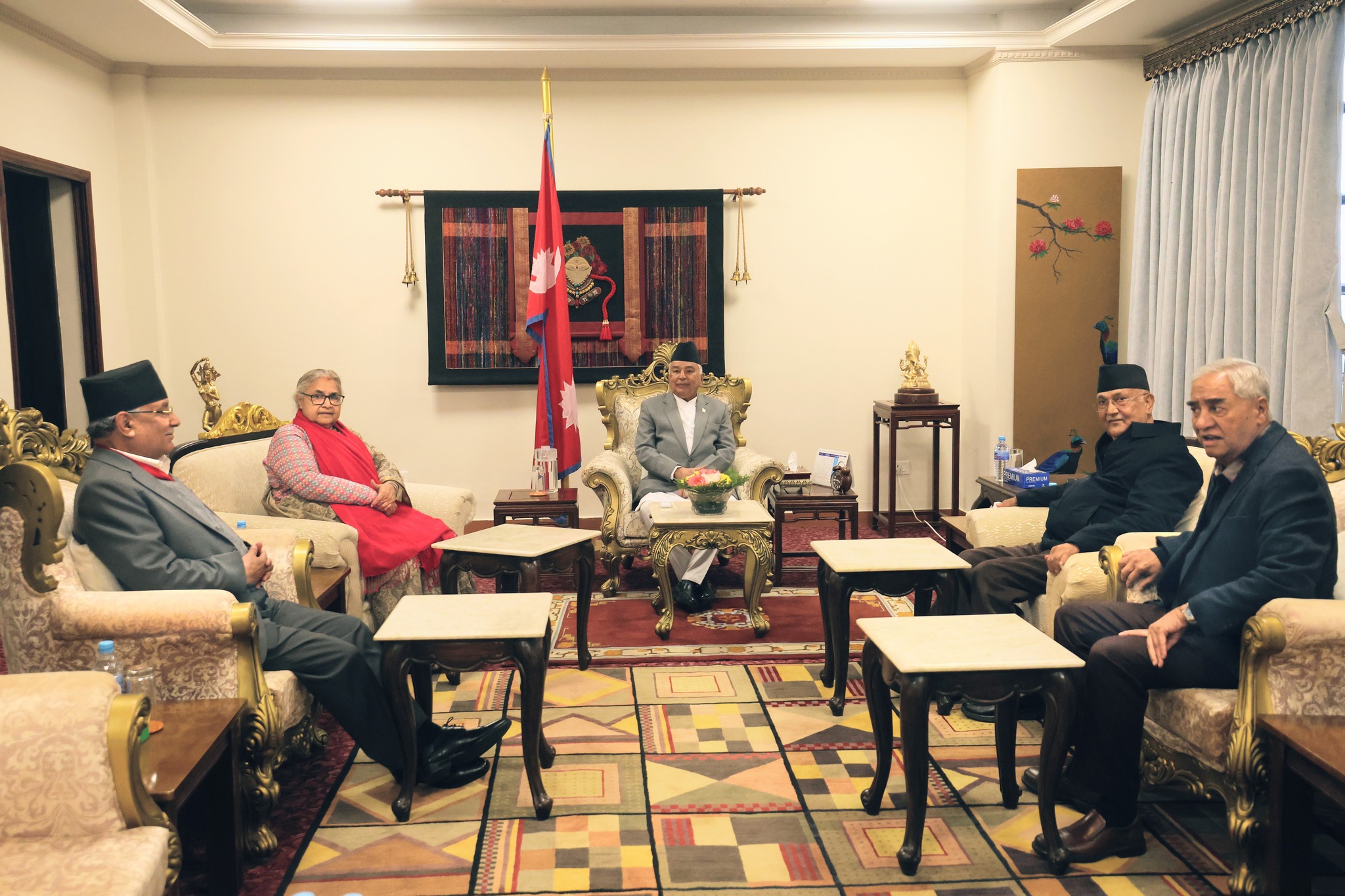 <span class='c1'>राष्ट्रपतिको पहलमा शीर्ष नेता</span> <span class='c2'>र प्रधानमन्त्रीबीच भेटवार्ता</span>