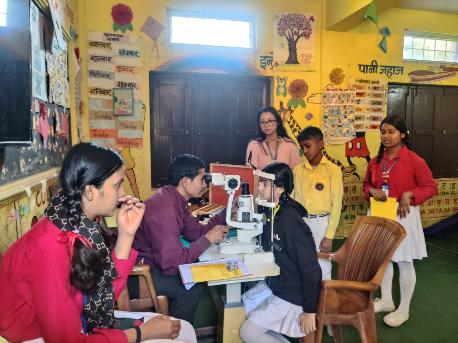 <span class='c1'>पुसोमका विद्यार्थीद्वारा विराटनगरको विद्यालयमा</span> <span class='c2'>आँखा शिविर सम्पन्न</span>