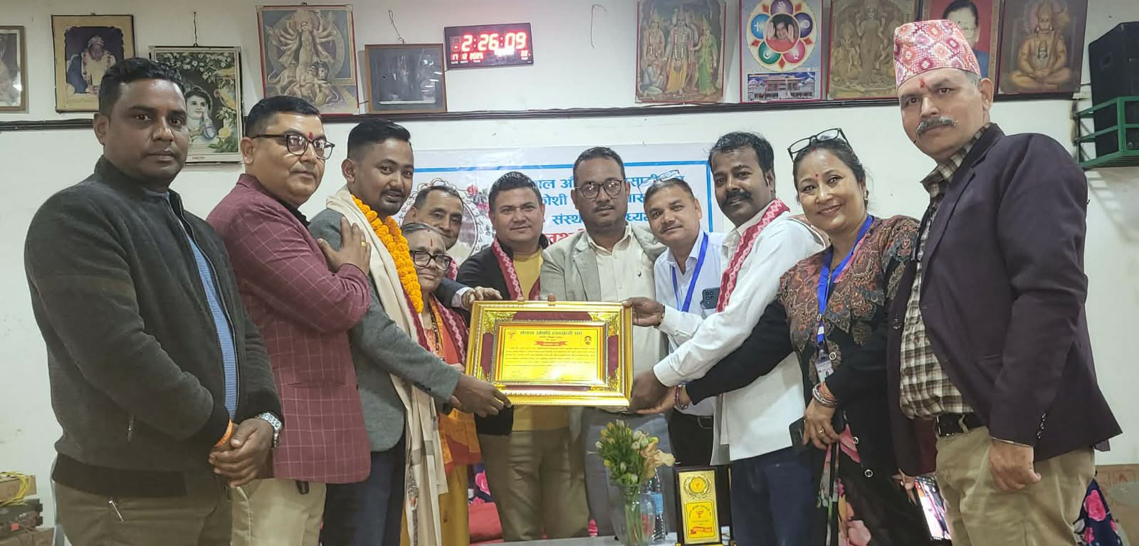 <span class='c1'>पत्रकार अनिल श्रेष्ठलाई ‘लक्ष्मीनाथ</span> <span class='c2'>उप्रेती स्मृति पत्रकारिता पुरस्कार’</span>