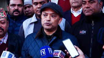 <span class='c1'>सभापति देउवाले नाम मात्रैको कार्यवाहक</span> <span class='c2'>दिनुभएको छ : गगन थापा</span>