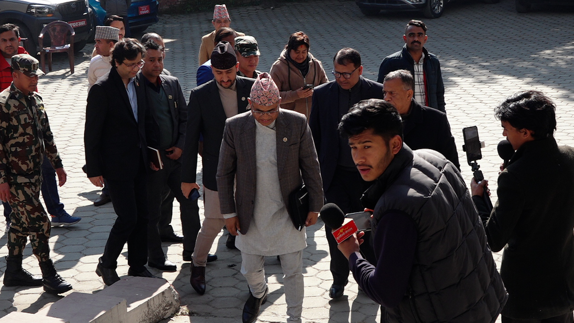 <span class='c1'>राजनीतिक संवाद समितिको टोलीद्वारा</span> <span class='c2'>कांग्रेस पार्टी कार्यालयको अनुगमन</span>