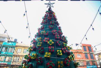 <span class='c1'>आज ‘क्रिसमस</span> <span class='c2'>डे’ मनाइँदै</span>