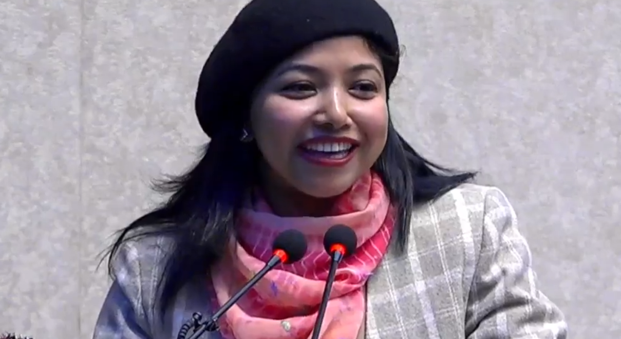 <span class='c1'>युवालाई नेतृत्वमा ल्याउने काम एमालेले</span> <span class='c2'>व्यवहारमै उतार्योः सुनिता डंगोल</span>