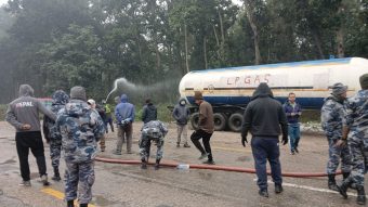 <span class='c1'>चन्द्रनिगाहपुर–धन्सार सडकखण्ड खुल्यो,</span> <span class='c2'>सवारी सञ्चालन सुचारु</span>