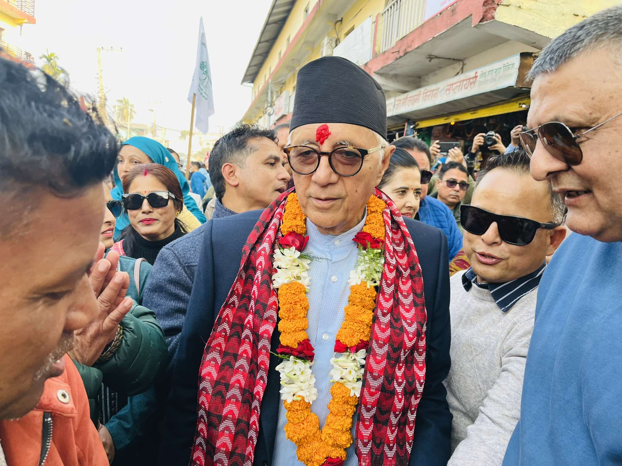 <span class='c1'>मोरङ ६ मा २० जनाको उमेदवारी,</span> <span class='c2'>डाक्टर शेखरलाई नयाँ अनुहार चुनौती</span>