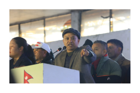 <span class='c1'>आफूलाई निष्कासन गरेपछि गगनले भने, निजी कम्पनी</span> <span class='c2'>हो र जा भनेर जानलाई ?</span>