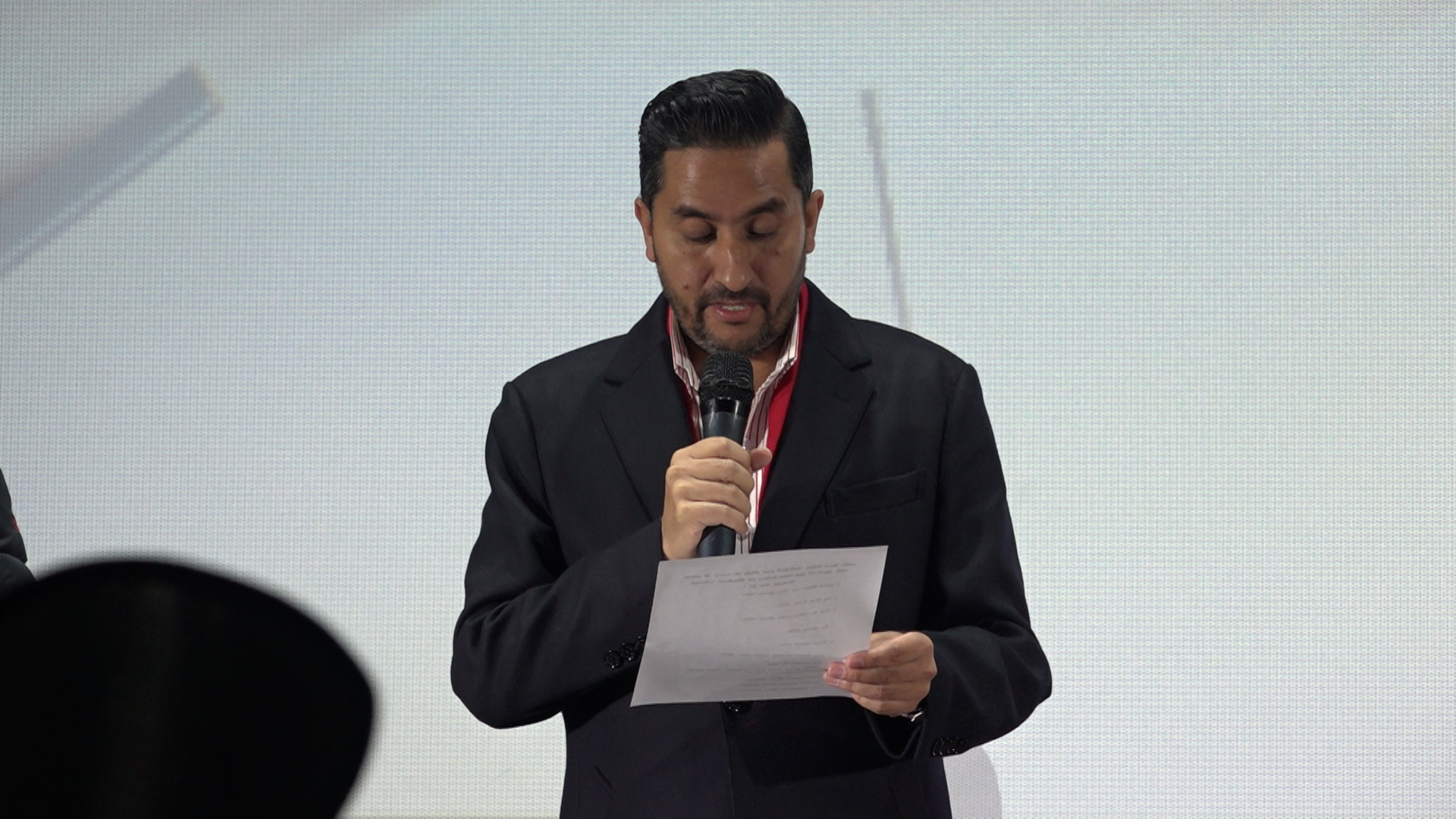 <span class='c1'>चलचित्र विकास बोर्डप्रति गम्भीर</span> <span class='c2'>छु : मन्त्री खरेल</span>