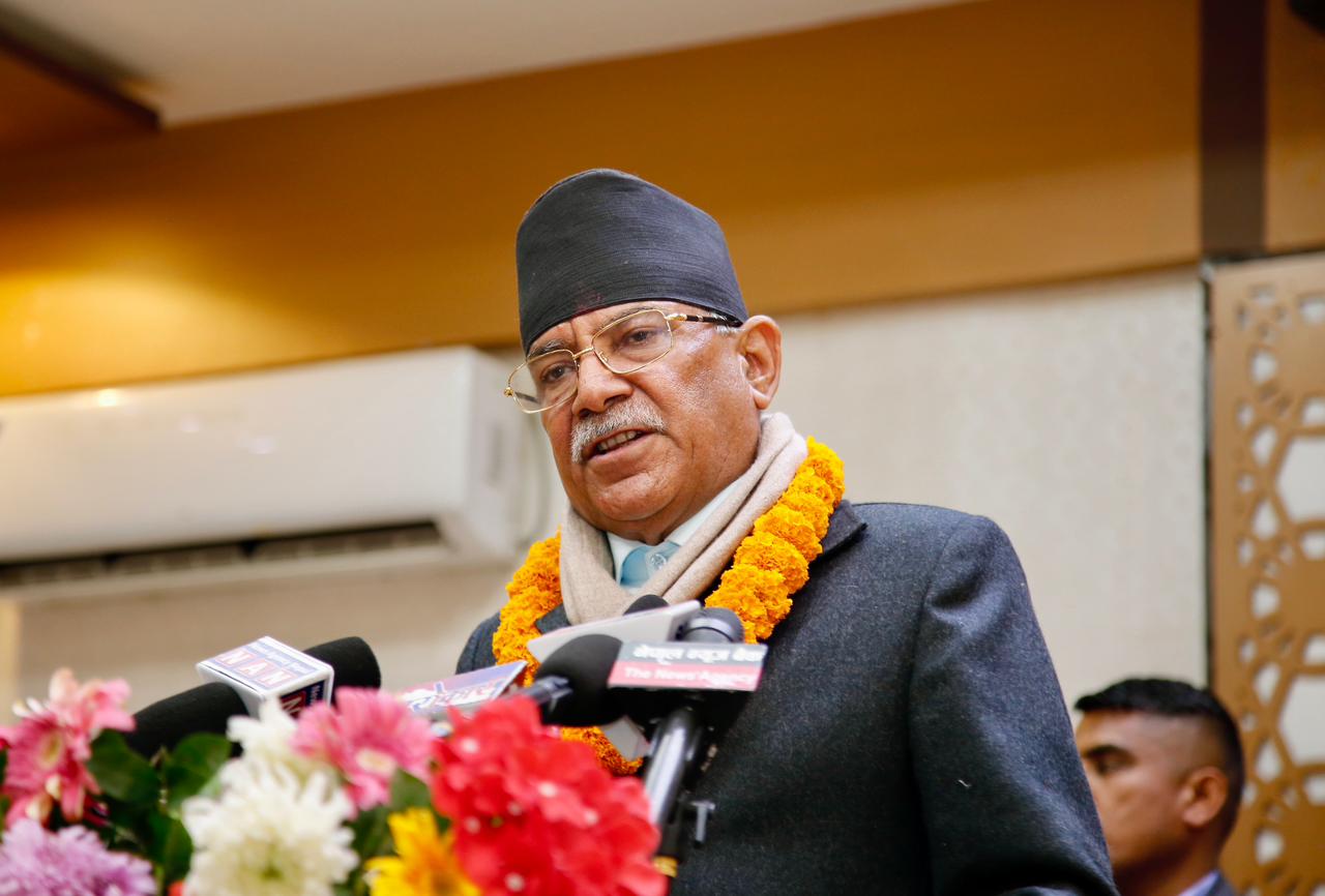 <span class='c1'>देश अझै संकटमा छ, दुर्घटनामा</span> <span class='c2'>पर्न सक्छ : प्रचण्ड</span>