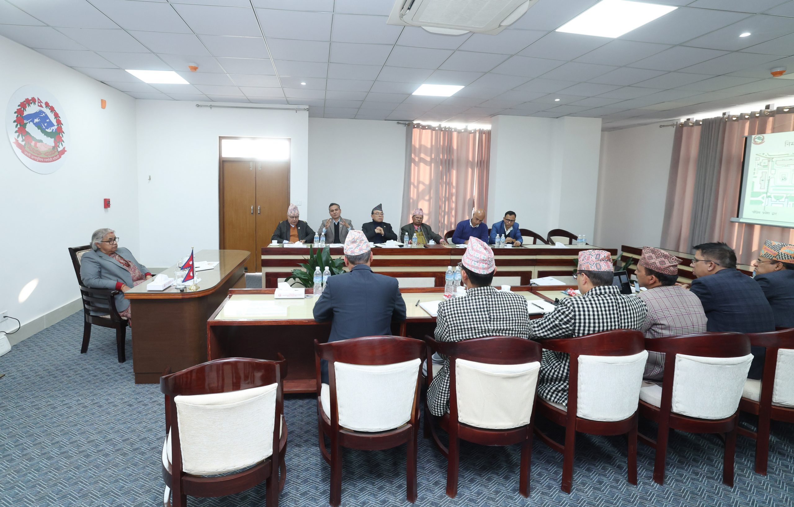 <span class='c1'>प्रधानमन्त्रीले लिइन् जेनजी आन्दोलनका सहिदहरुको सालिक</span> <span class='c2'>राख्ने विषयमा भएको प्रगतिबारे जानकारी</span>