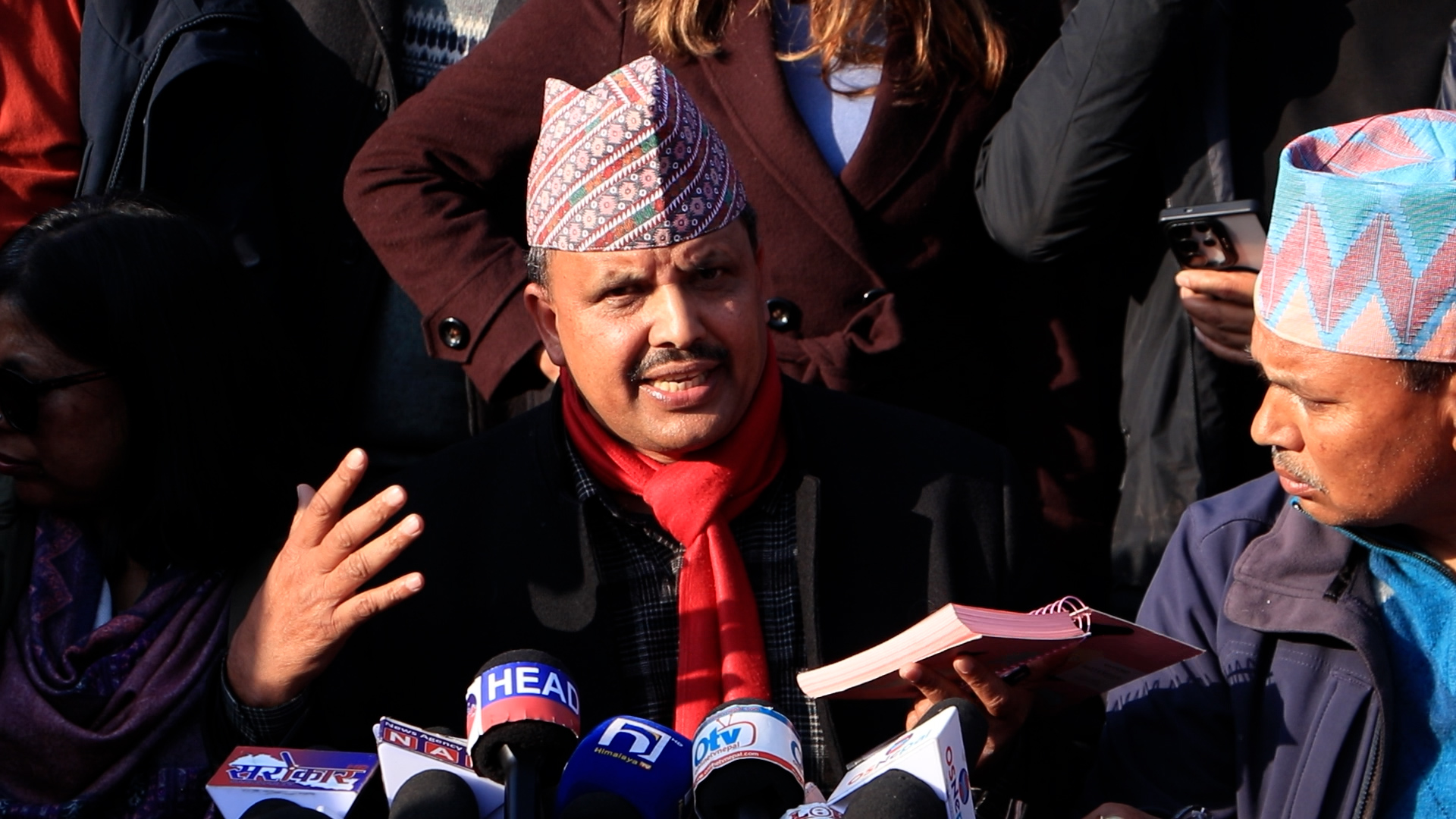 <span class='c1'>कांग्रेस विशेष महाधिवेशन : ३६ सयलाई</span> <span class='c2'>आवास, खानामा मटन र चिकेन</span>