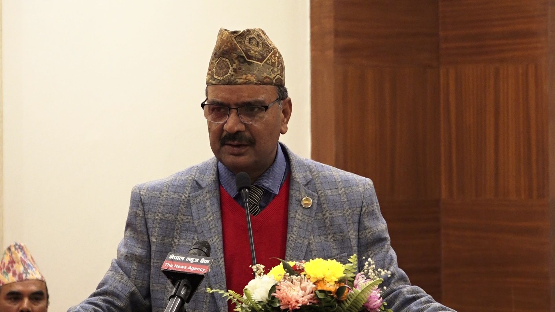 <span class='c1'>द्रुत गतिमा समस्याको समाधान गर्न मन्त्रालय</span> <span class='c2'>प्रतिबद्ध छ : मन्त्री भण्डारी</span>