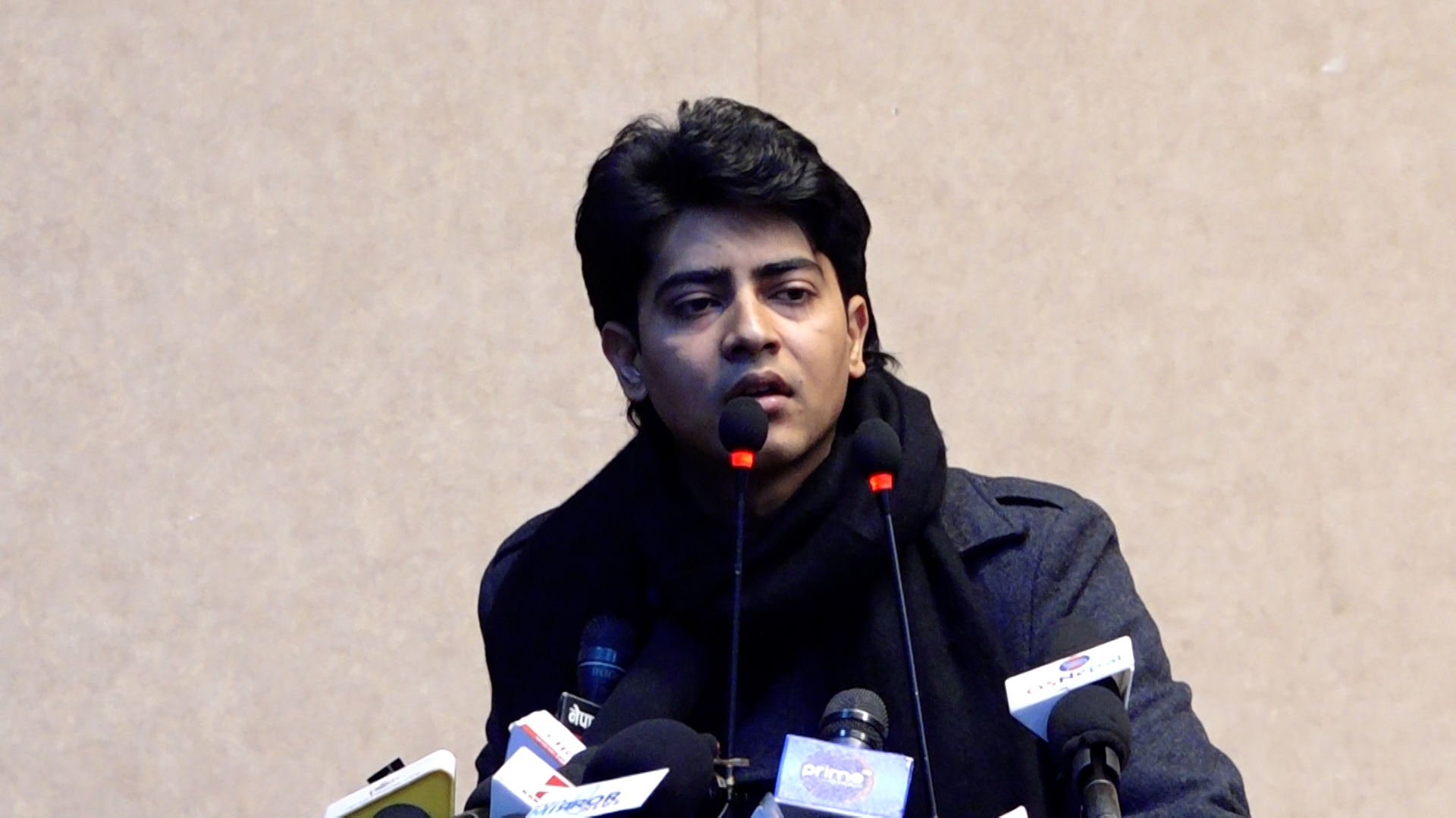 <span class='c1'>जेनजी आन्दोलनलाई निर्वाचनको नारा र औजारको</span> <span class='c2'>रुपमा प्रयोग गरियो : मिराज ढुंगाना</span>