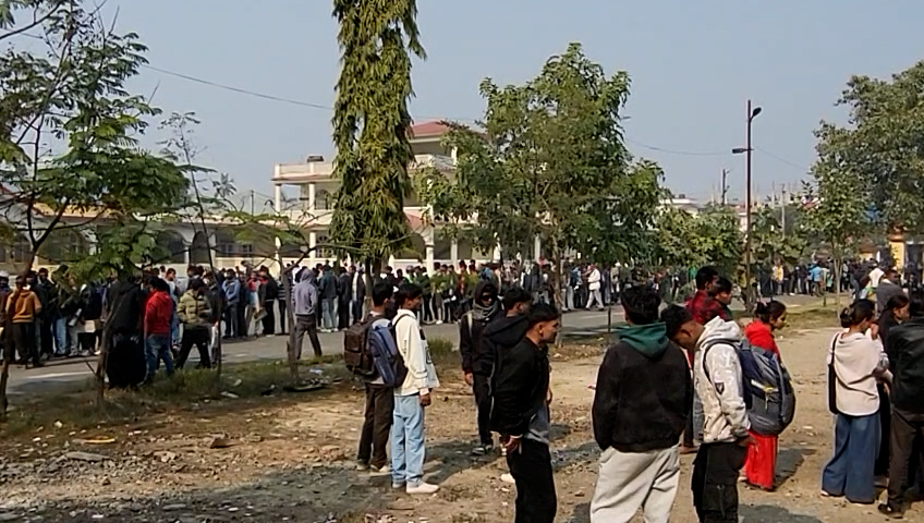 <span class='c1'>मधेश प्रदेशमा निर्वाचन</span> <span class='c2'>प्रहरीमा भर्ना उत्साहजनक</span>