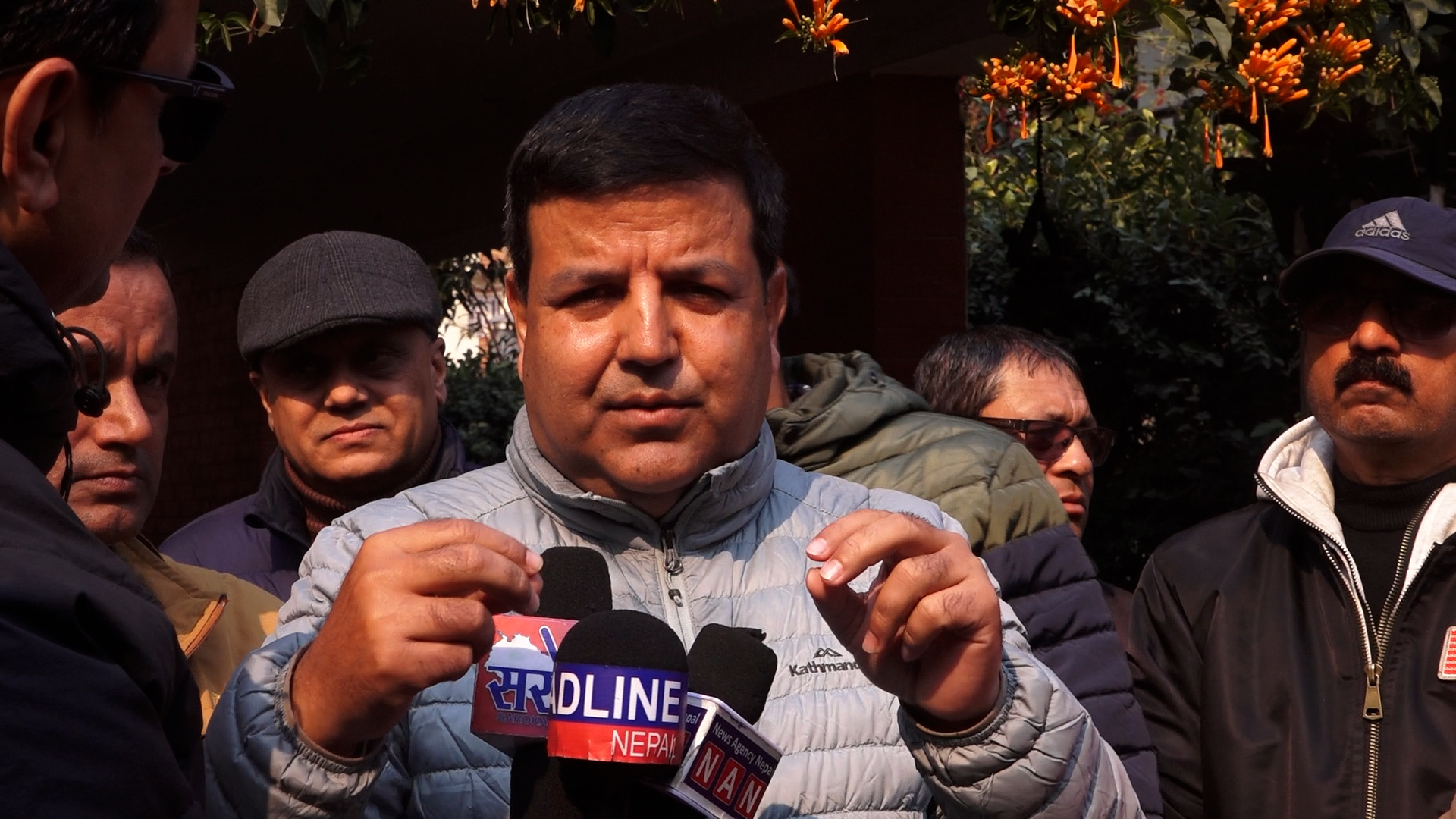 <span class='c1'>समयमै महाधिवेशन हुनुपर्छ भन्ने एजेन्डा केही</span> <span class='c2'>साथीहरुले हाइज्याक गरे : डा.सुनिल शर्मा</span>