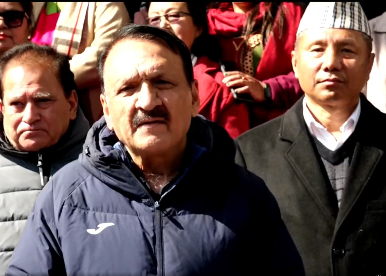 <span class='c1'>निर्वाचन आयोगको निर्णय मान्य छैन्, सर्वोच्च</span> <span class='c2'>अदालत जान्छौं : प्रवक्ता डा. महत</span>