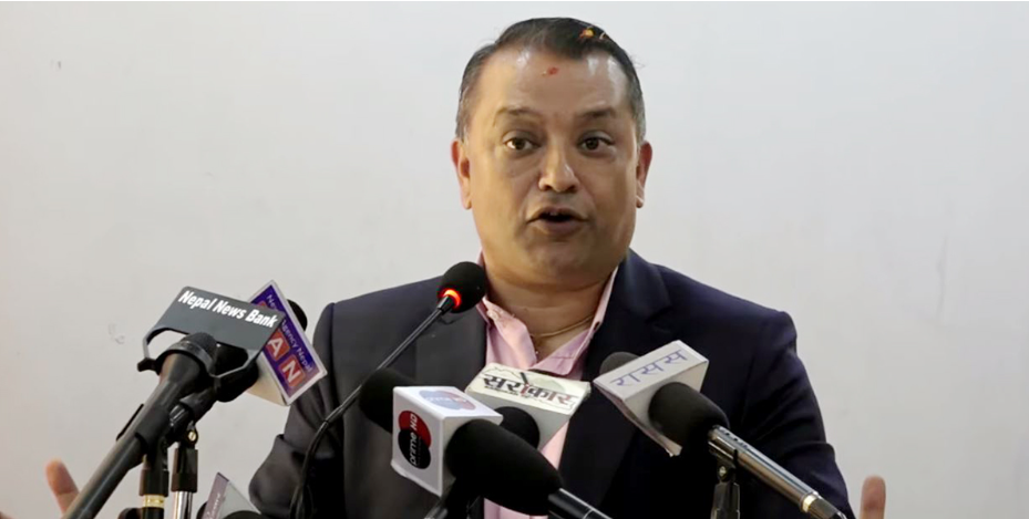 <span class='c1'>बद्लिनै पर्छ भन्ने पुकारको सम्मान स्वरुप काङ्ग्रेसमा</span> <span class='c2'>परिवर्तन आएको हो : सभापति थापा</span>