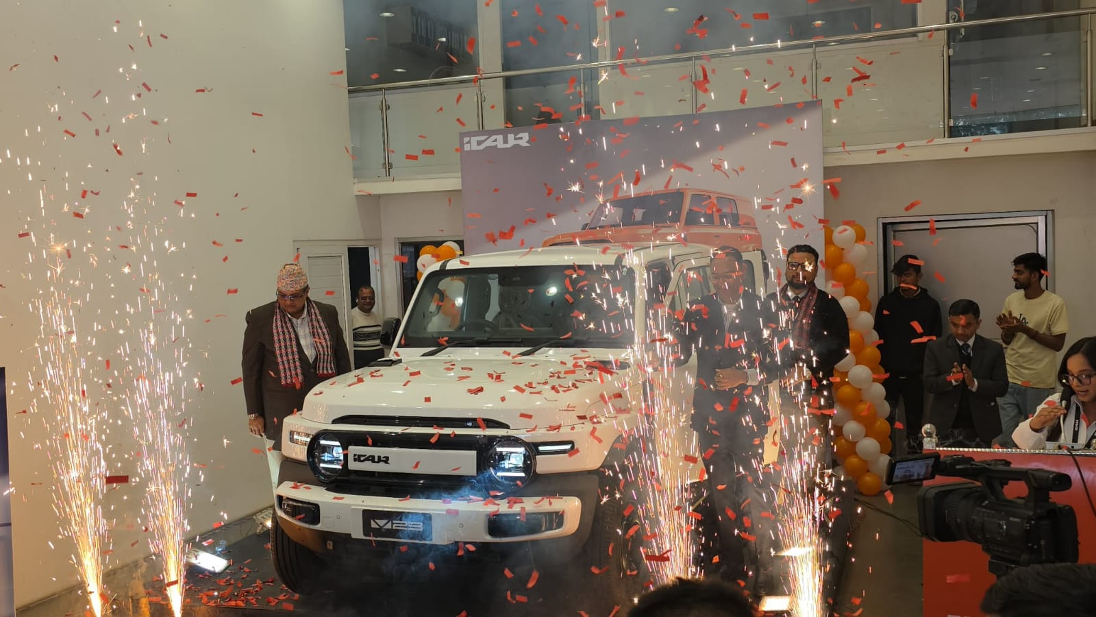 <span class='c1'>विराटनगरमा प्रिमियम इलेक्ट्रिक SUV ‘iCAUR V23’</span> <span class='c2'>सार्वजनिक; मेयर नागेश कोइरालाद्वारा अनावरण</span>