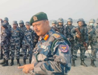 <span class='c1'>सीमा सुरक्षा बैठकमै बेहोस भए सशस्त्रका</span> <span class='c2'>एसपी, उपचारको क्रममा गुम्यो ज्यान</span>