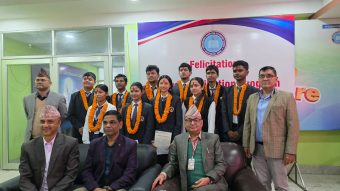 <span class='c1'>शिक्षादीप कलेजद्वारा  विभिन्न विद्यामा </span> <span class='c2'>उत्कृष्ट भएका विद्यार्थीहरूलाई नगद सहित सम्मान</span>