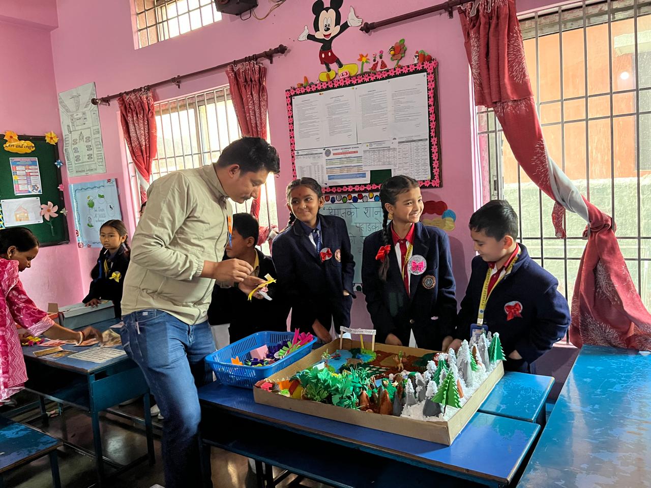 <span class='c1'>विराटनगरस्थित एभरेष्ट स्कुलमा दुईदिने</span> <span class='c2'>शैक्षिक प्रदर्शनी सुभारम्भ</span>