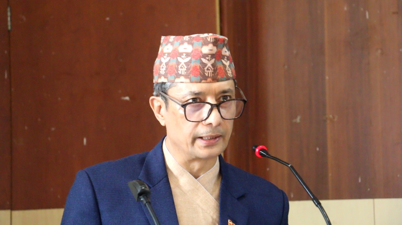 <span class='c1'>निष्पक्ष भएर निर्वाचनमा सहभागी हुन</span> <span class='c2'>सरोकारवालाहरुलाई निर्वाचन आयुक्त जवराको आग्रह</span>