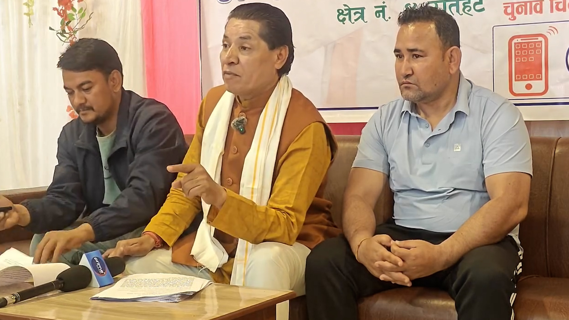 <span class='c1'>मन्त्री पदको लोभ त्यागेर निर्वाचनको मैदानमा</span> <span class='c2'>आएको हुँ : ऋषि धमला</span>