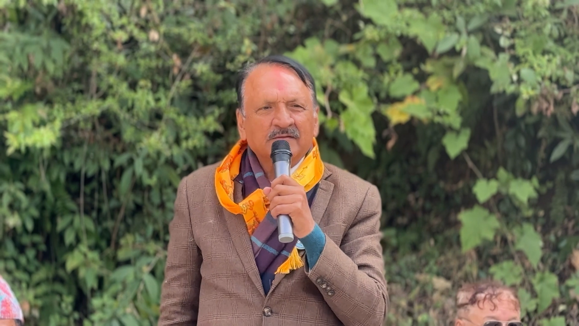 <span class='c1'>कांग्रेसले काम गर्छ,अरुले गफ गर्छन् र नयाँ</span> <span class='c2'>दलहरु हराएर जान्छन् : डा.प्रकाश शरण महत</span>