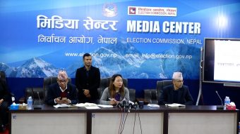 <span class='c1'>४१ वटा दलद्वारा आयोगमा घोषणा पत्र</span> <span class='c2'>पेस, बैंक खाता खोल्नेक्रम जारी</span>