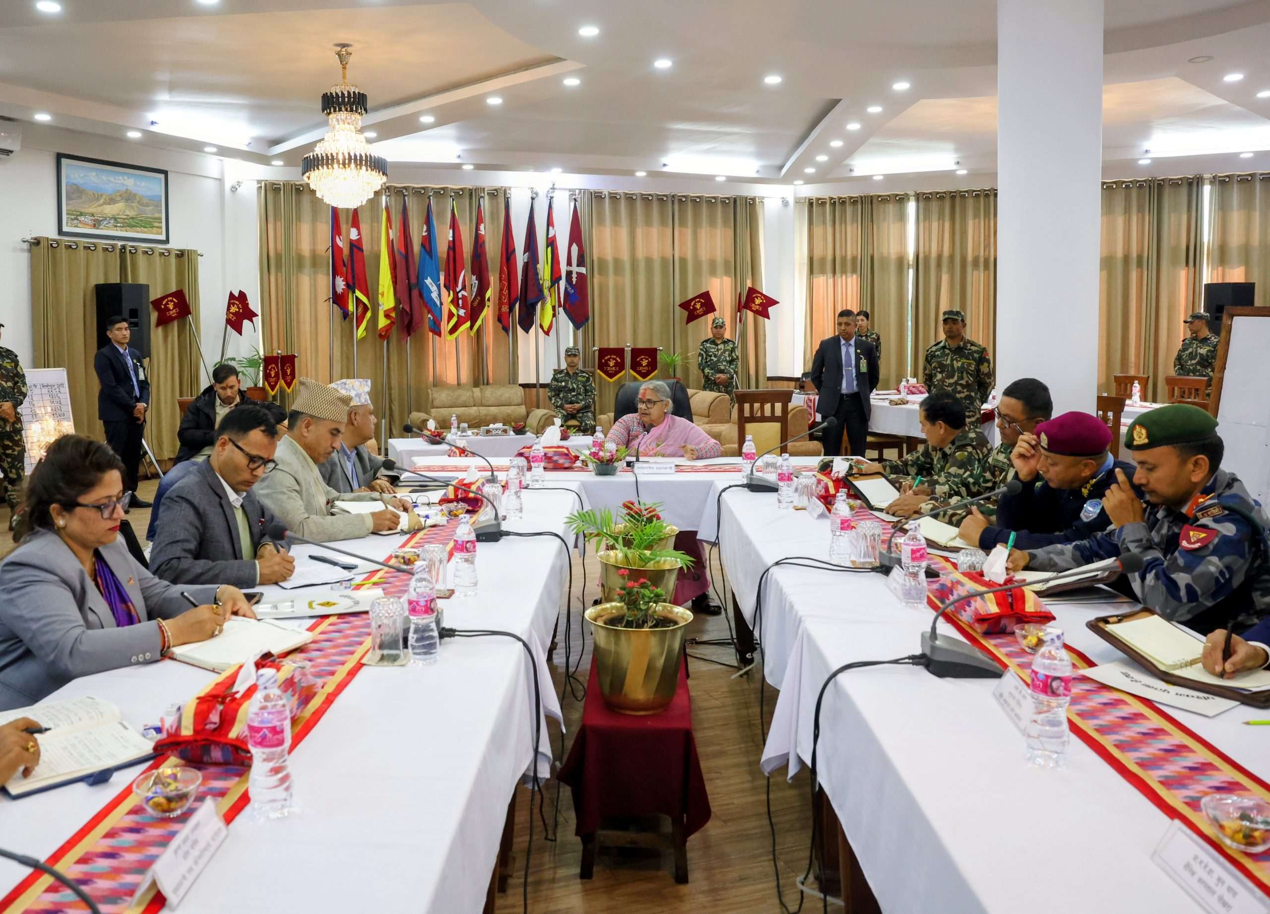 <span class='c1'>प्रधानमन्त्रीले गरिन् विभिन्न जिल्ला भ्रमण गरी</span> <span class='c2'>निर्वाचन तयारीको अनुगमन तथा समीक्षा</span>