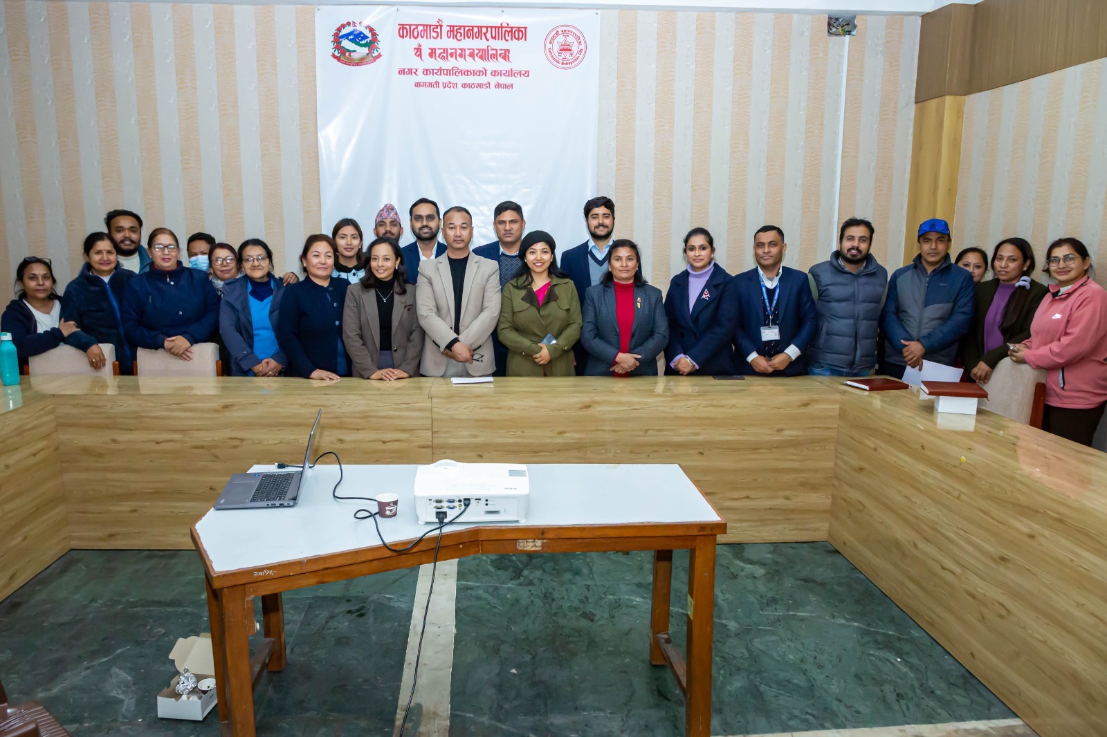 <span class='c1'>चारवटा विद्यालयमा ‘साना डाक्टर</span> <span class='c2'>कार्यक्रम’ सञ्चालन गर्दै महानगर</span>